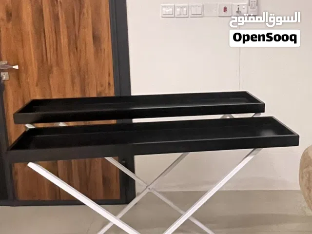 طاولة للضيافه او البوفيه راقيه