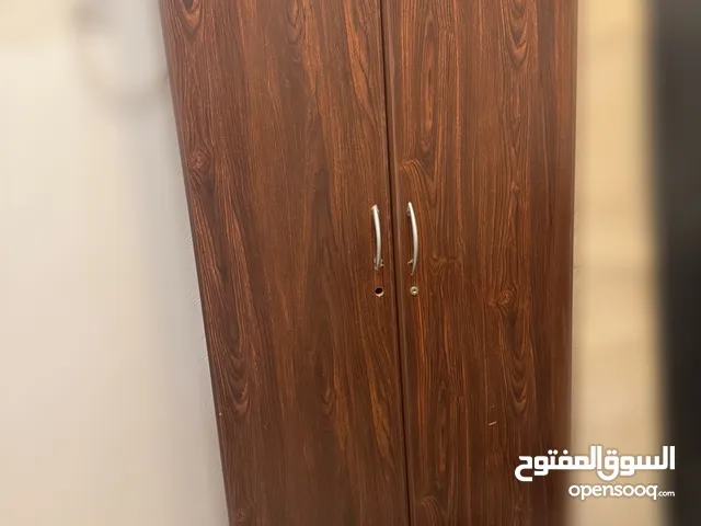 خزانة 2 باب بارتفاع اكثر من مترين