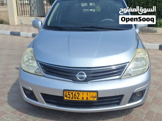 2012 نيسان فيرسا SV
