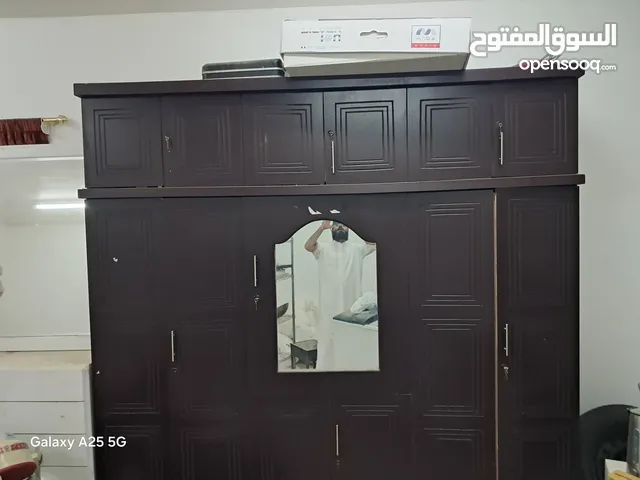 للبيع كبت كبير بحالا ممتازه جدا جدا