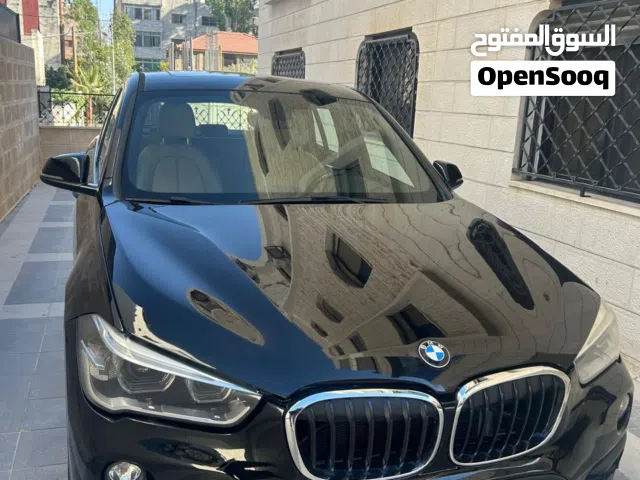 2017 بي ام دبليو الفئة X1 Standard
