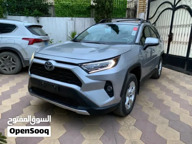 2021 Toyota RAV 4 XLE