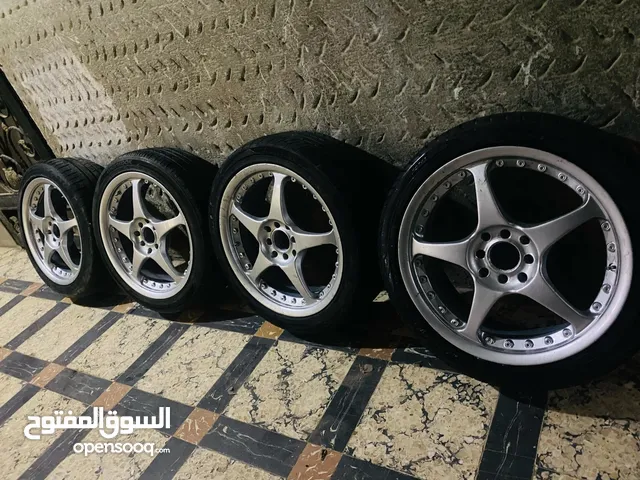 طقم جنط مقاس 17 عرض 7 بوصه يركب لاي عربيه 4 مسمار بحاله ممتازا