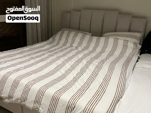 Homebox Kingsize Bed and Mattress