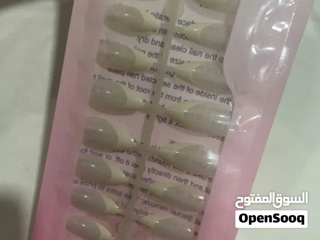 اظافر يد جميله