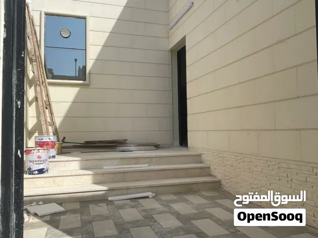 300 m2 2 Bedrooms Townhouse for Rent in Al Ain Shi'bat Al Wutah