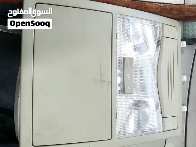 أغراض افالون موديل 2005 الى 2012يوجد خدمة توفير وبعض من القطع موجوده للبيع