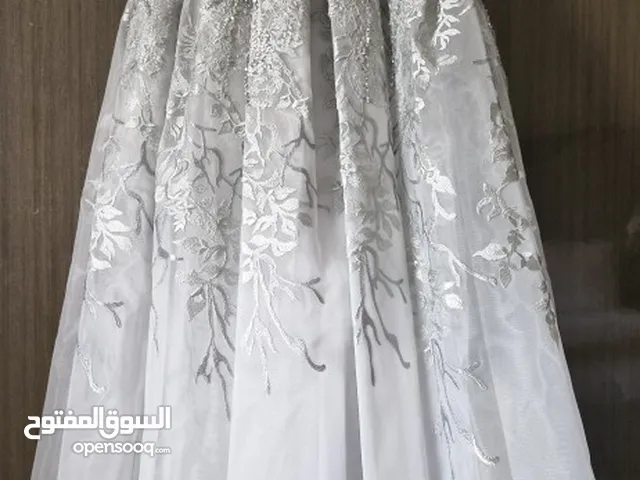 فستان سهرات لون نيفاني مقاس M12