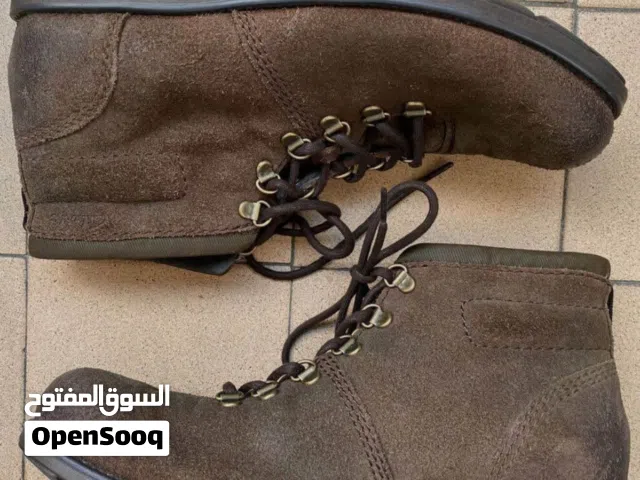 حذاء Clarksسيفتي جلد طبيعي100% ماركة عالمية