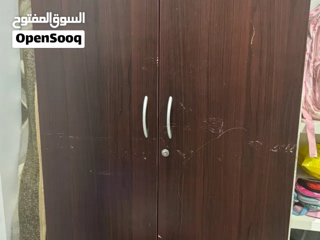 دولاب في حاله جيده جدا