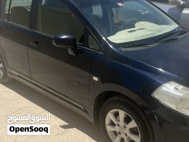 2007 نيسان تيدا