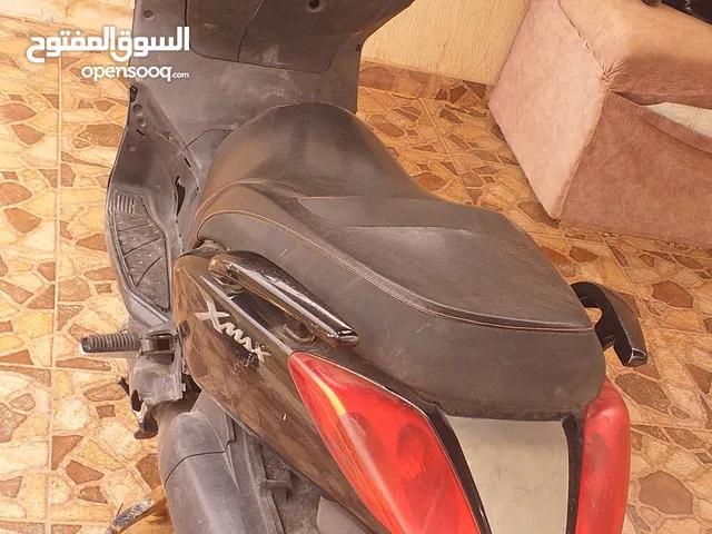 السلام عليكم ورحمه الله تعالى وبركاته موتو X-Max للبيع