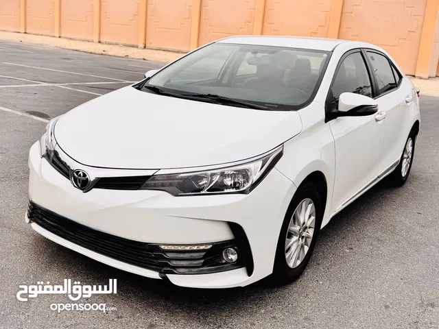 TOYOTA COROLLA XLI-2018-2.0L-96,000km-White WELL MAINTAINED FOR SALE