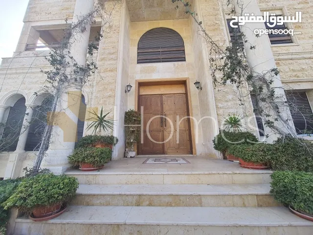 700 m2 4 Bedrooms Villa for Sale in Amman Abdoun