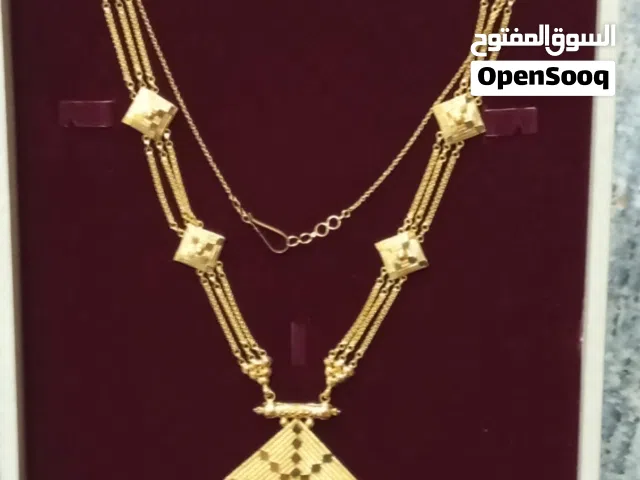 عقدعيار 21 و وزن 21،9 غرام م مستعمل و لا يوم