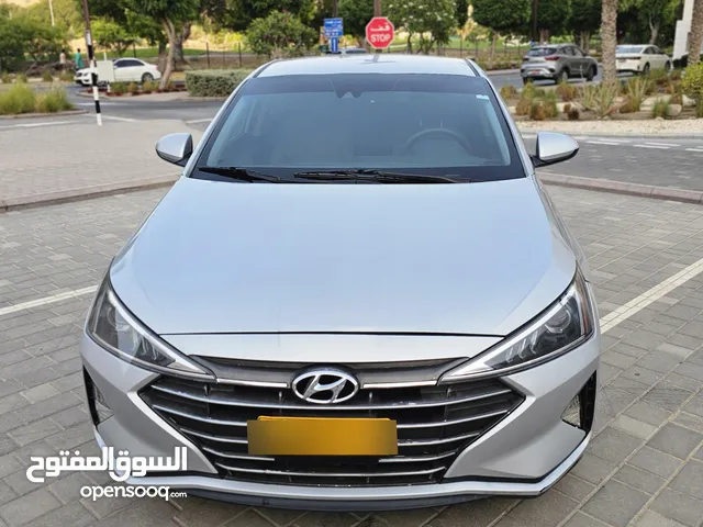 للبيع النترا 2019 وارد نظيفة جداً واقتصادية