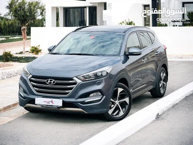 AED1,070 PM  HYUNDAI TUCSON 2016 2.4L GDi 4WD  FSH  GCC  WELL MAINTAINED