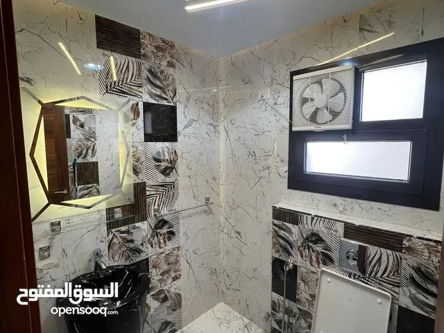 220 m2 3 Bedrooms Apartments for Rent in Giza Mohandessin