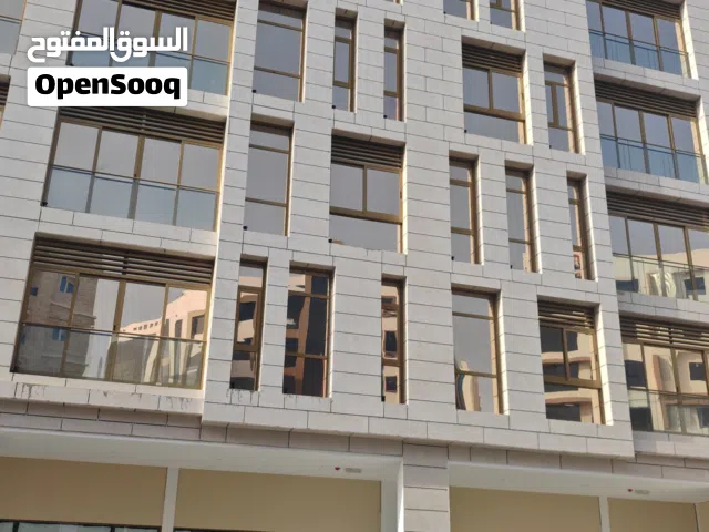 شقة راقيه  مقابل عمان مول