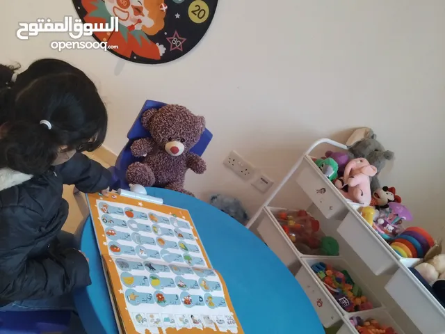 كتاب ناطق باللغة العربية والإنجليزية electronic educational book