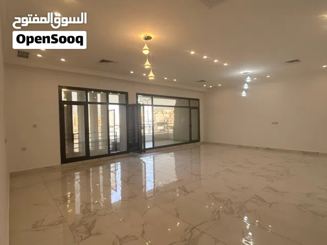 200 m2 4 Bedrooms Apartments for Rent in Mubarak Al-Kabeer Fnaitess