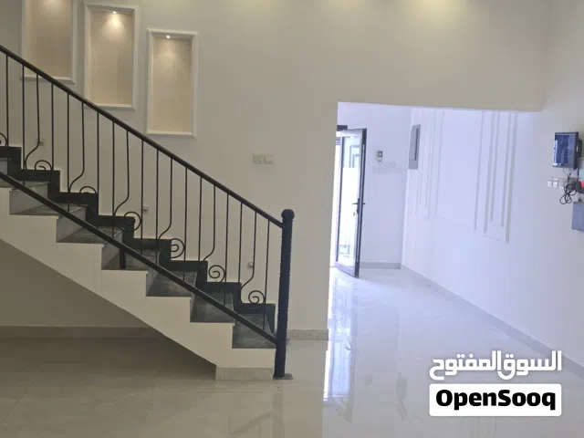 Villa for rent Al Waqaba behind Oasis Mall