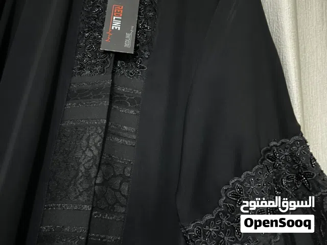 ملابس جديدة للبيع