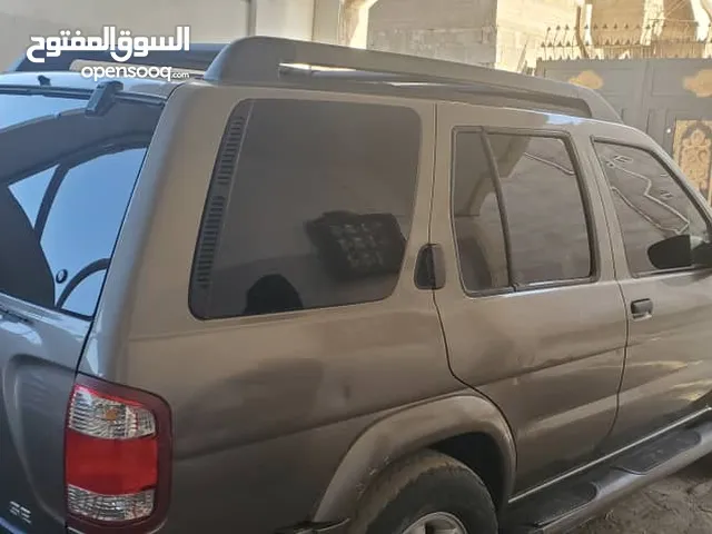 Nissan Pathfinder XE in Sana'a