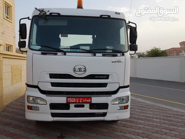 Tractor Unit Nissan 2015 in Al Batinah