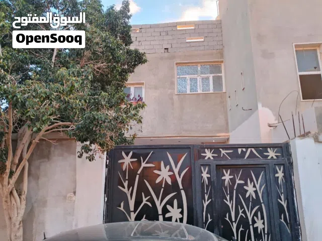 حوش دورين واجهتين بوسليم شارع السلام قرب كافة الخدمات صيانه كامله شهاده عقاريه290الف قابل للنقاش