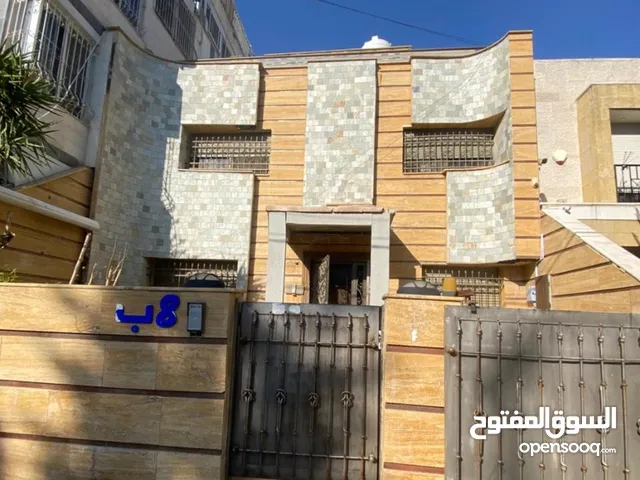 فيلا في عبدون الشمالي للبيع بسعر مميز