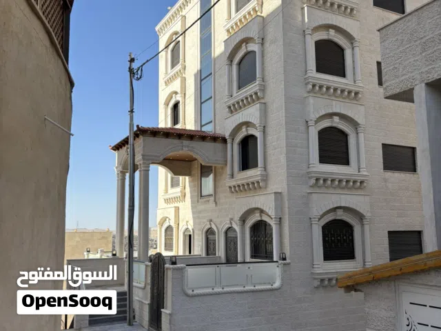 شقة طابق اول او ثاني او ثالث في طبربور قرب جامعة العلوم الإسلامية ومدارس قمرة