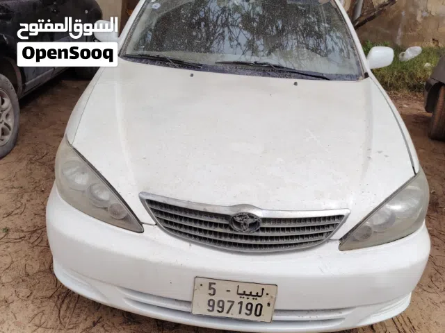 2004 تويوتا كامري Standard