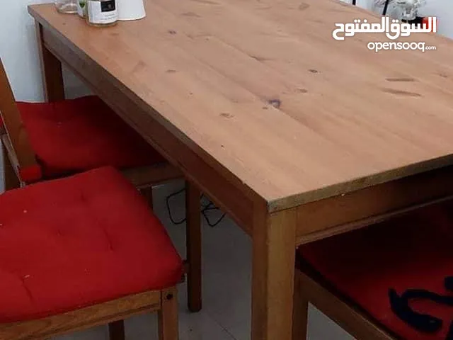 Table with 4chairs
