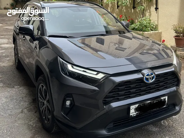 تويوتا راف 4  وارد الوكاله المركزيه XLE  جديده جمرك 30/5/2023  كفالة الشركه المركزيه