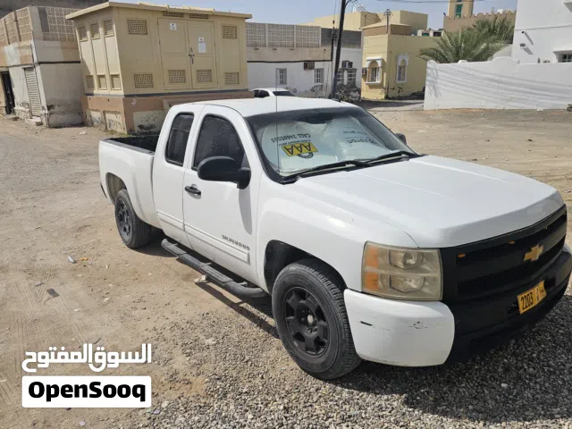 Used Chevrolet Silverado in Al Sharqiya