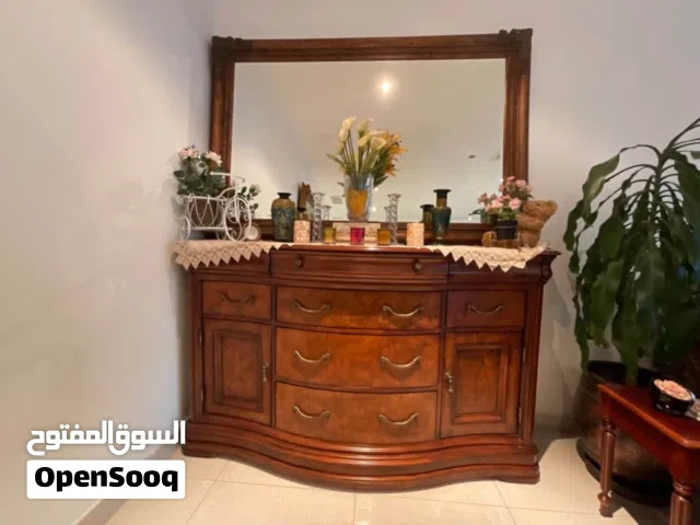 بوفيه نوعية ممتازة مع مراية معتقة من Habitat نقشة الخشب تحفة