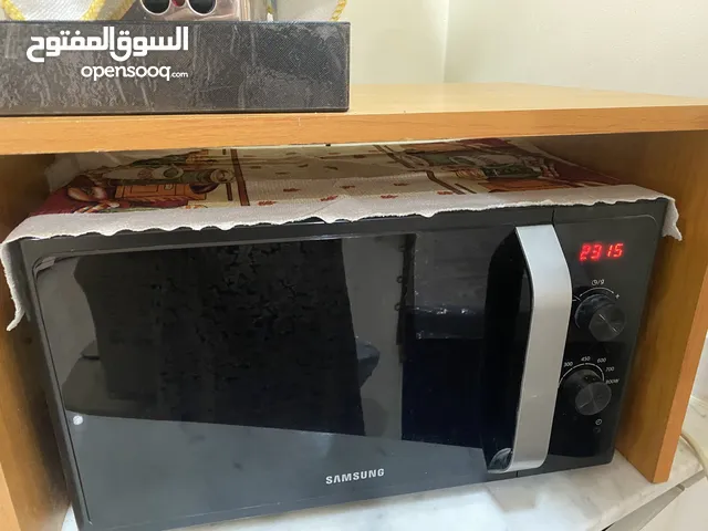 Toshiba fridge 330ltr., washing machine 10kg. and Samsung microwave for sale in very good condition.