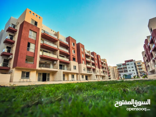 225 m2 3 Bedrooms Apartments for Sale in Cairo Fifth Settlement