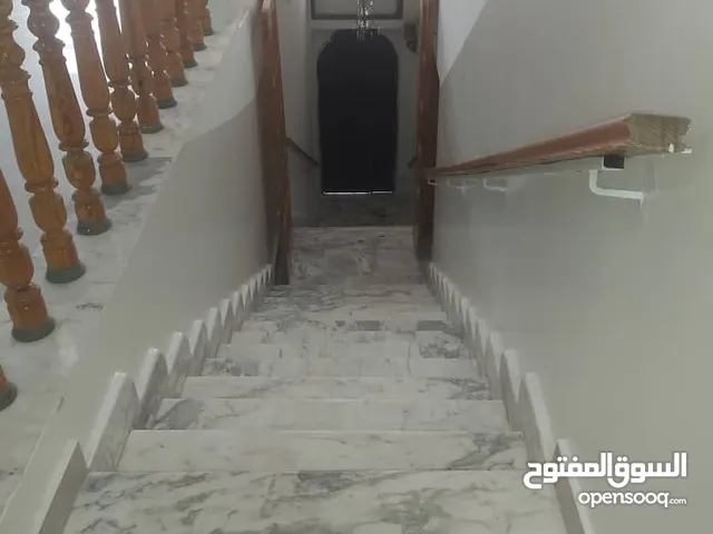 350 m2 More than 6 bedrooms Townhouse for Rent in Tripoli Souq Al-Juma'a