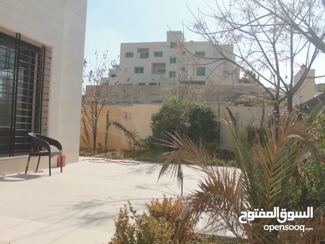 400 m2 4 Bedrooms Villa for Sale in Amman Al Bnayyat