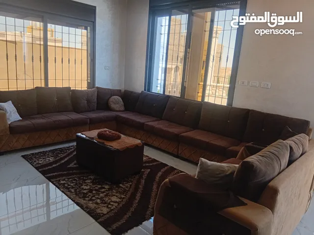 طقم كورنر وطقم للضيوم