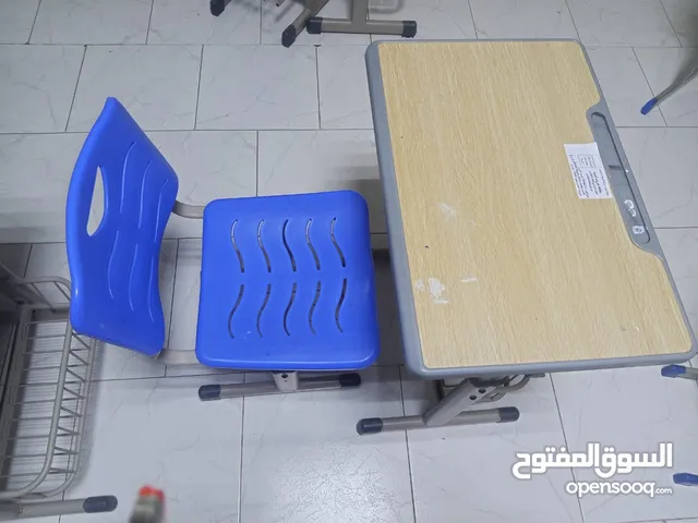 مقاعد مدارسيه استعمال نضيف زواجيه وفراديه زواجيه 37 وفرادي 47