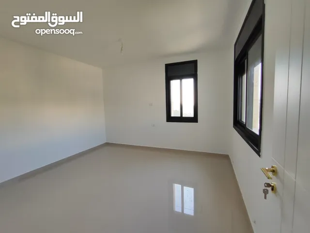 200 m2 3 Bedrooms Apartments for Rent in Ramallah and Al-Bireh Baten AlHawa
