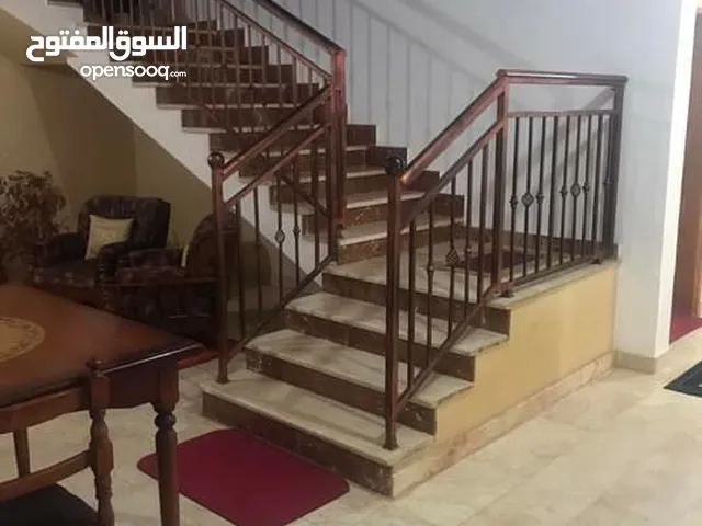 430 m2 5 Bedrooms Townhouse for Sale in Tripoli Abu Saleem