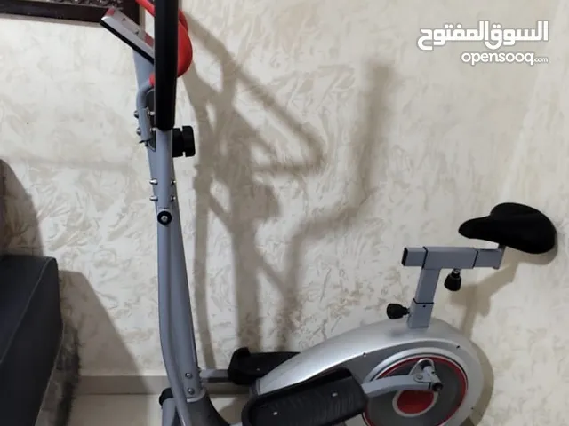 جهاز كروس وبسكليت مع بعض استعمال قليل بحالة ممتازة