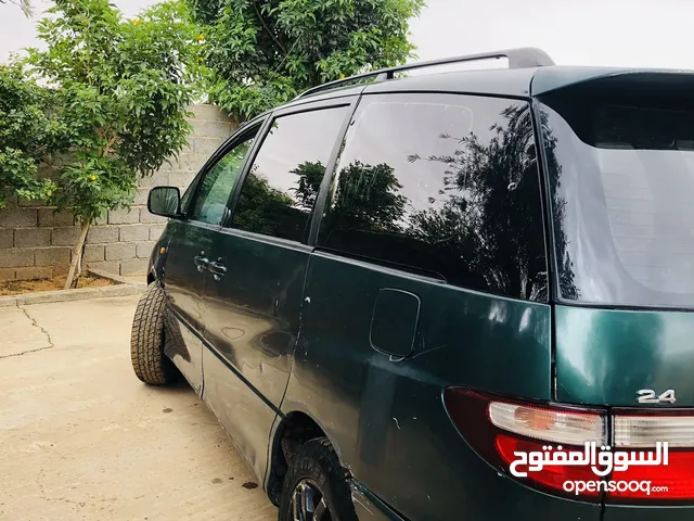 Used Toyota Previa in Tripoli