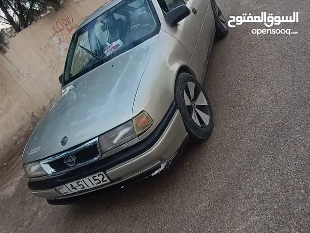 Opel Vectra  in Zarqa