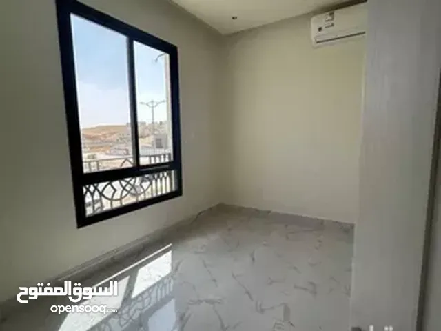 300 m2 3 Bedrooms Apartments for Rent in Al Riyadh An Narjis