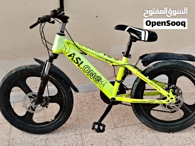 السلام وعليكم تبارك الرحمن دراجة هوائية جبلية قطعة ربي يبارك احكي في الجديد والمعقم .